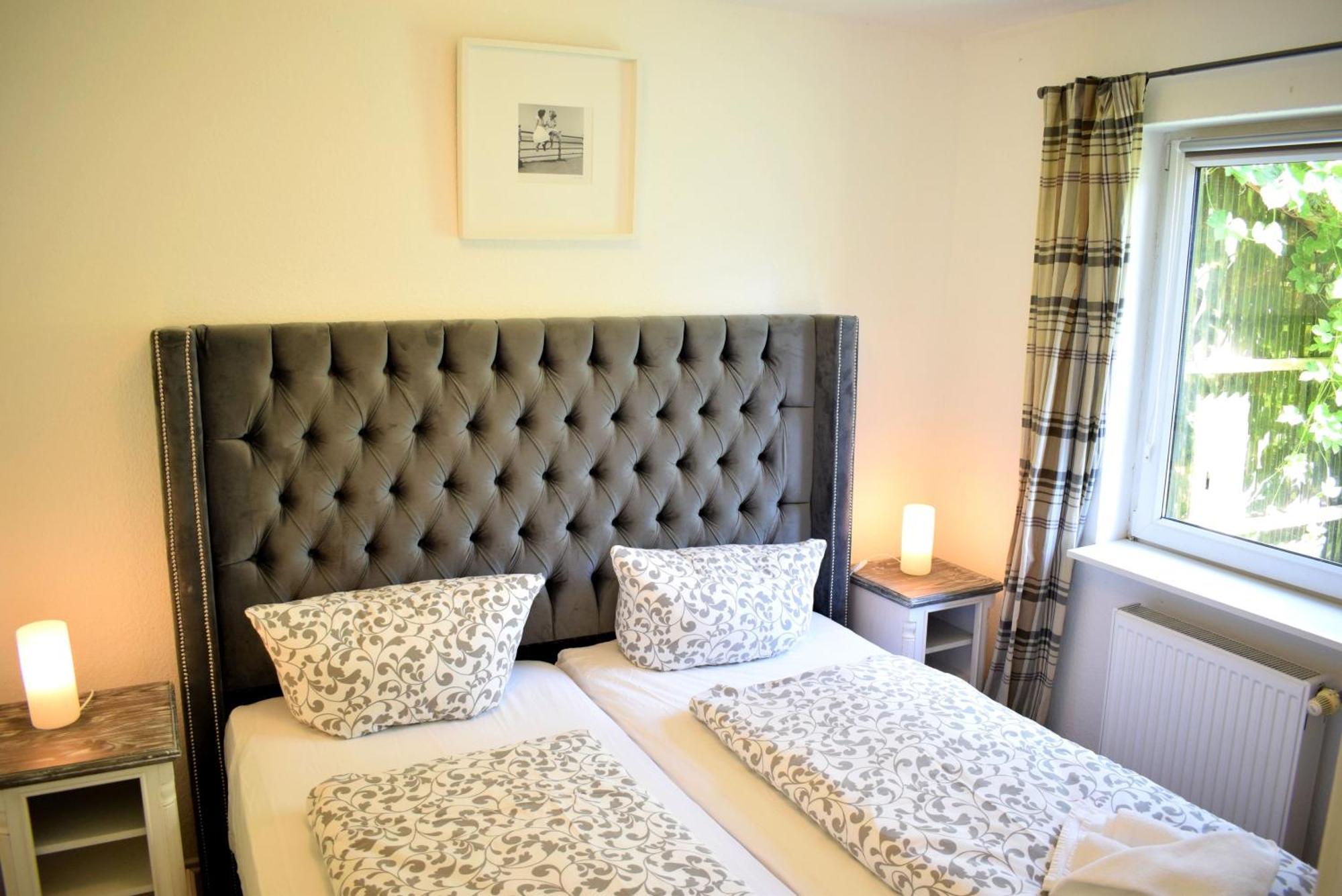 Ocean Way House Apartment ฮัฟฟ์ครูก ภายนอก รูปภาพ